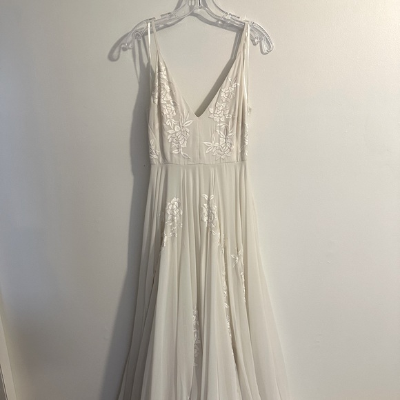 BHLDN Bonaire Gown - Picture 1 of 8